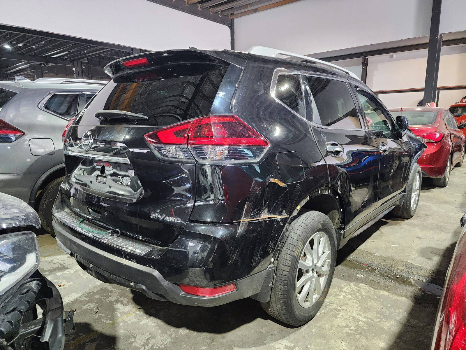 2018 NISSAN ROGUE — 69239 Miles — Lot 41630105 — Al Quoz - Marhaba Auctions Used Cars - Image 5