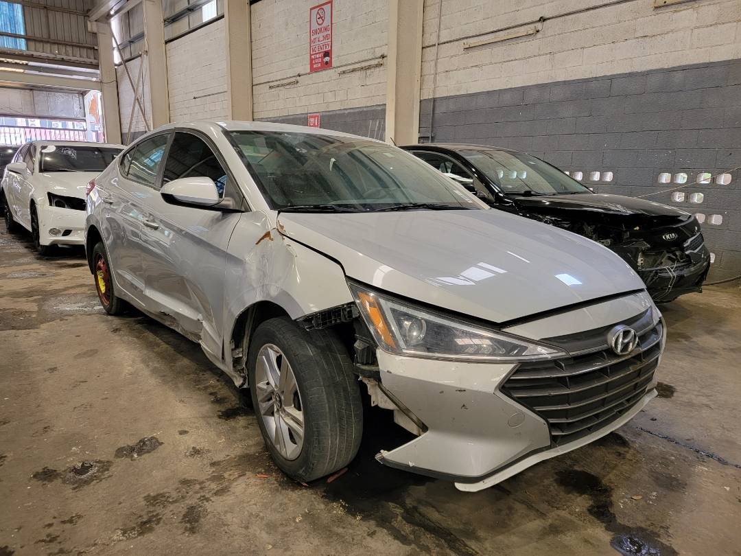 2019 HYUNDAI ELANTRA — 107036 Miles — Lot 742135 — Main - Marhaba Auctions Used Cars - Image 4