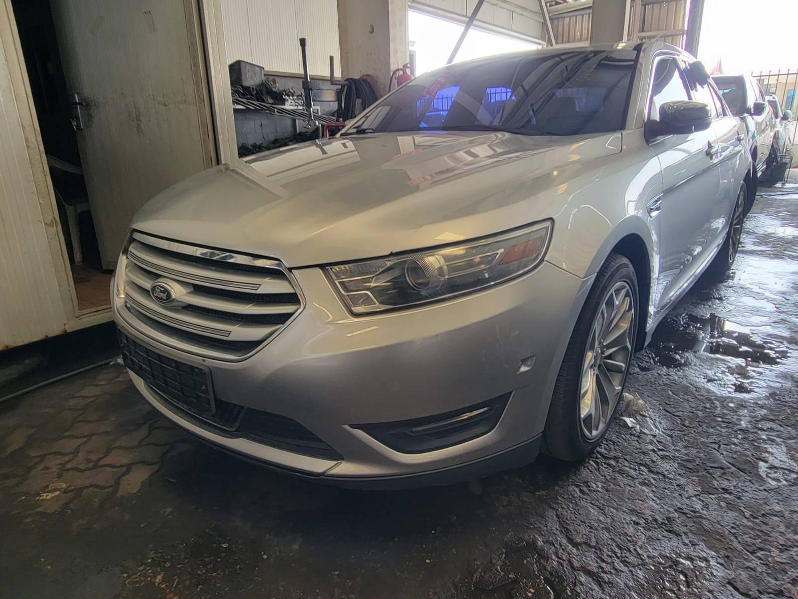 2013 FORD TAURUS — 135232 KM — Lot EG112635 — Main - Marhaba Auctions Used Cars - Image 4