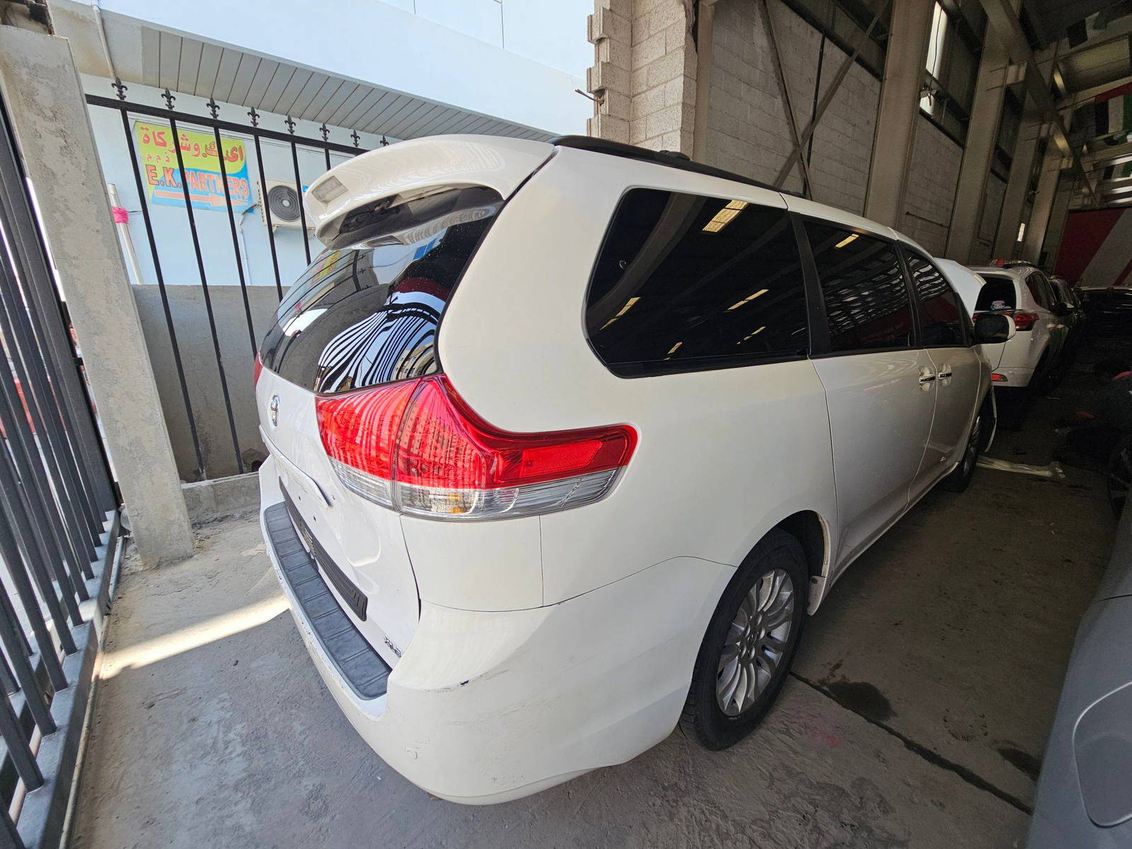 TOYOTA SIENNA 2013 - Marhaba Auction Used Cars - Image 3