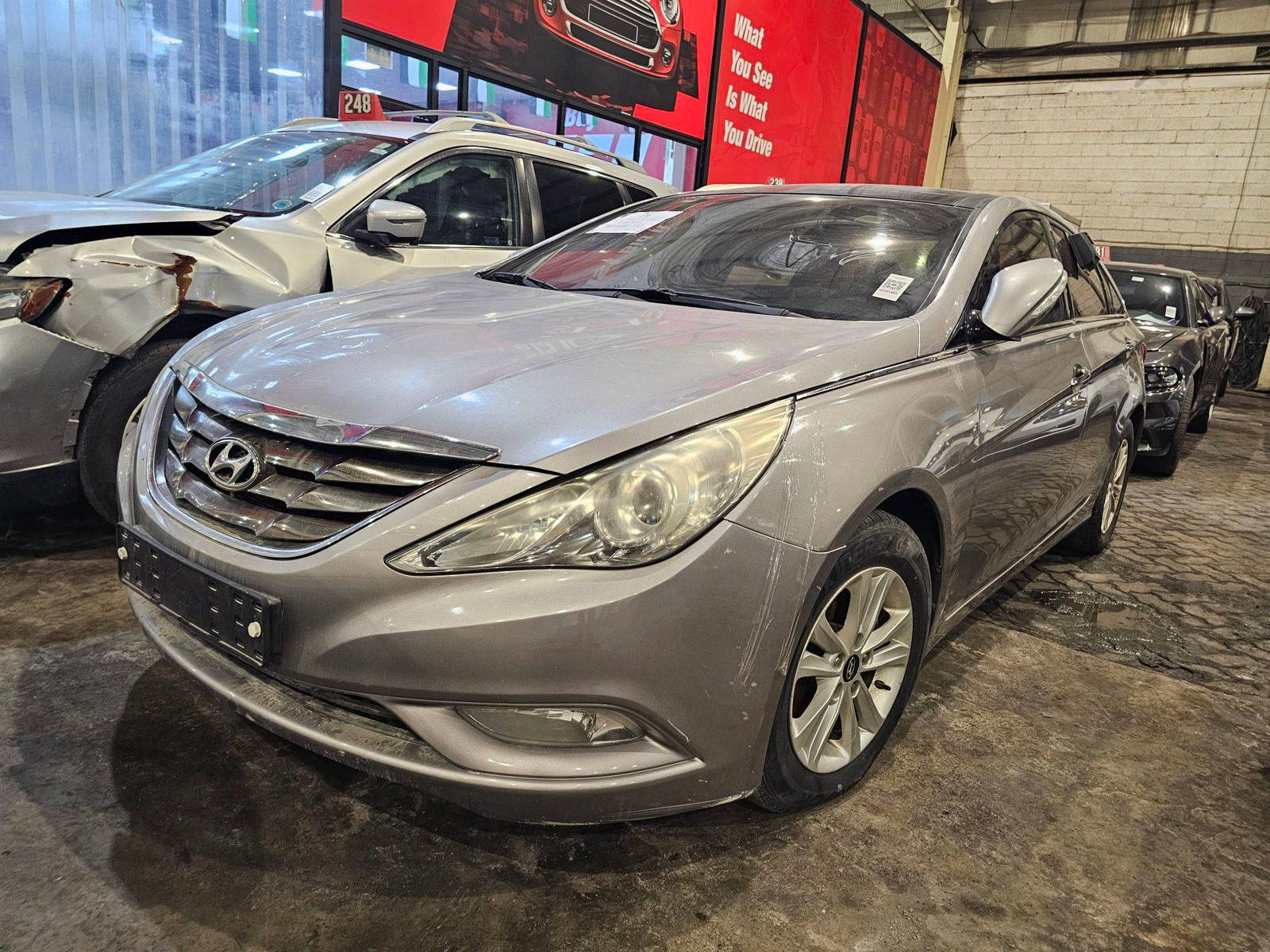 HYUNDAI SONATA 2010 - Marhaba Auction Used Cars - Image 5