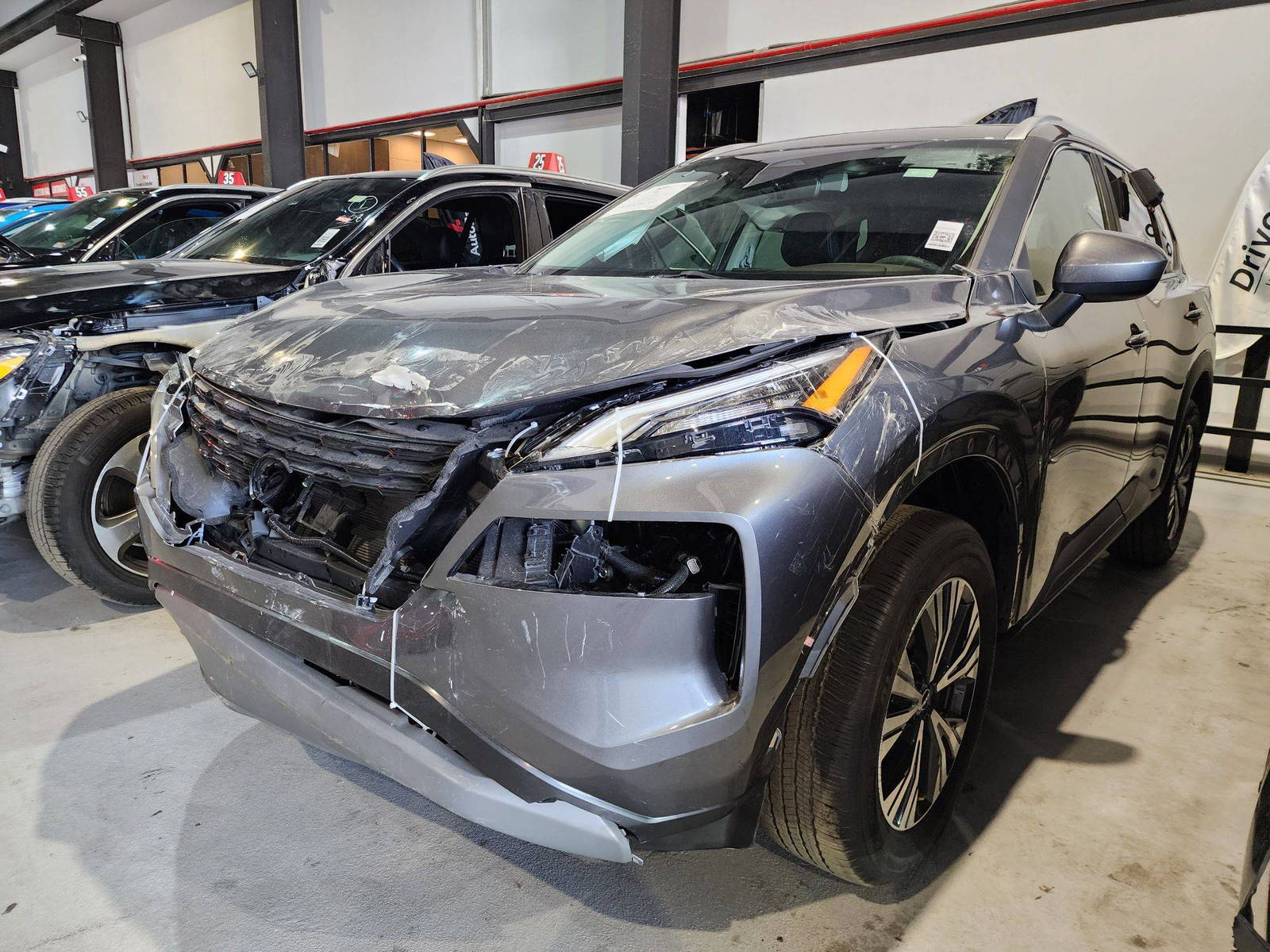2023 NISSAN ROGUE — 4398 Miles — Lot 89079 — Ind. 12 - Marhaba Auctions Used Cars - Image 5