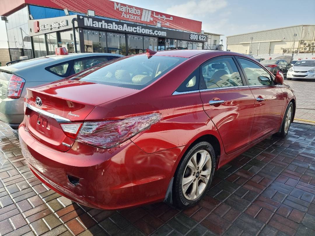2013 HYUNDAI SONATA — 195050 Miles — Lot 125487 — Souq - Marhaba Auctions Used Cars - Image 4