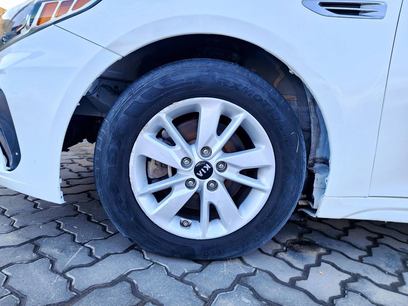 2018 KIA OPTIMA — 90201 Miles — Lot 9JG220949 — Souq - Marhaba Auctions Used Cars - Image 11