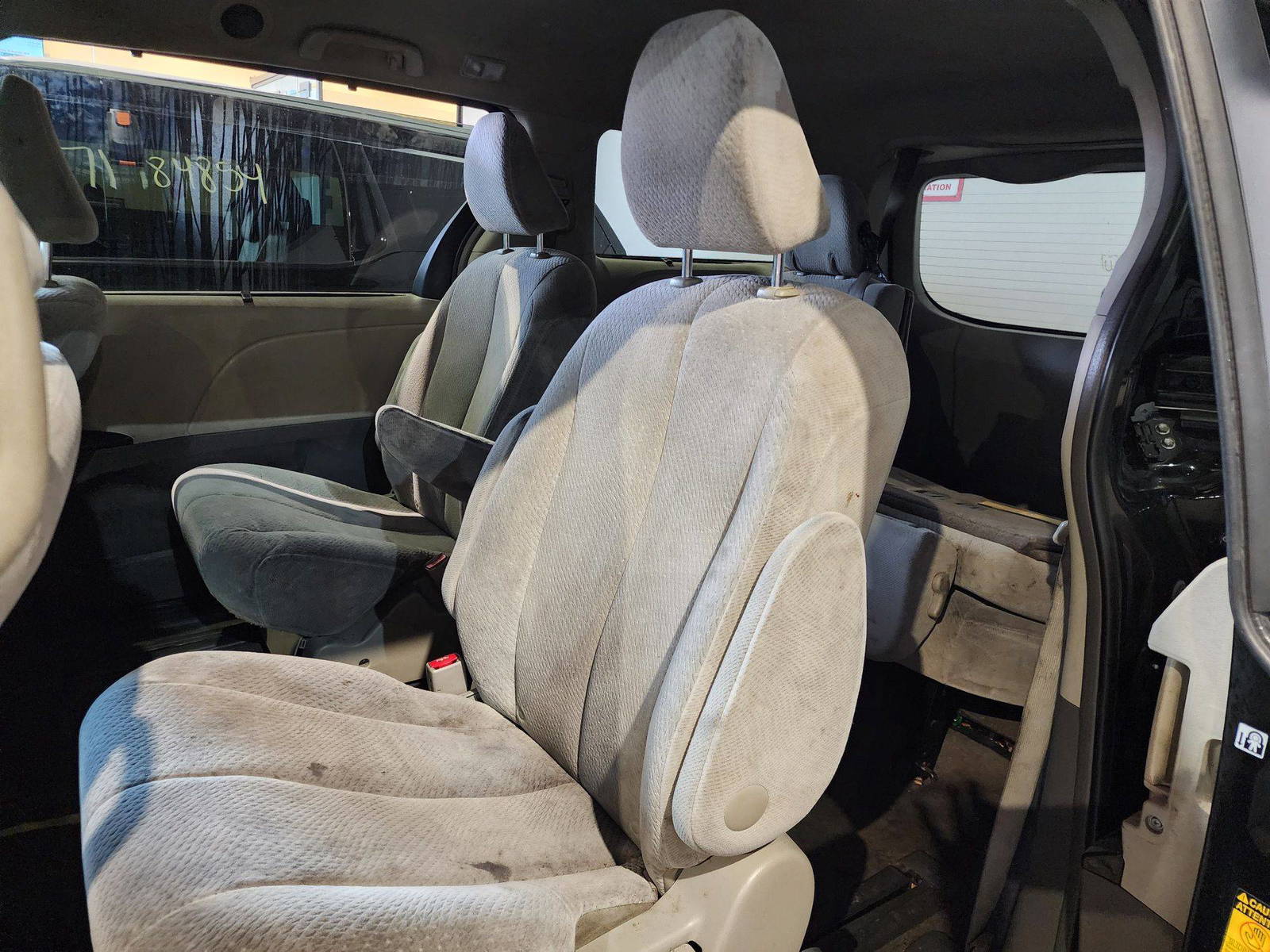 2013 TOYOTA SIENNA — 167068 Miles — Lot 40122848 — Souq - Marhaba Auctions Used Cars - Image 7