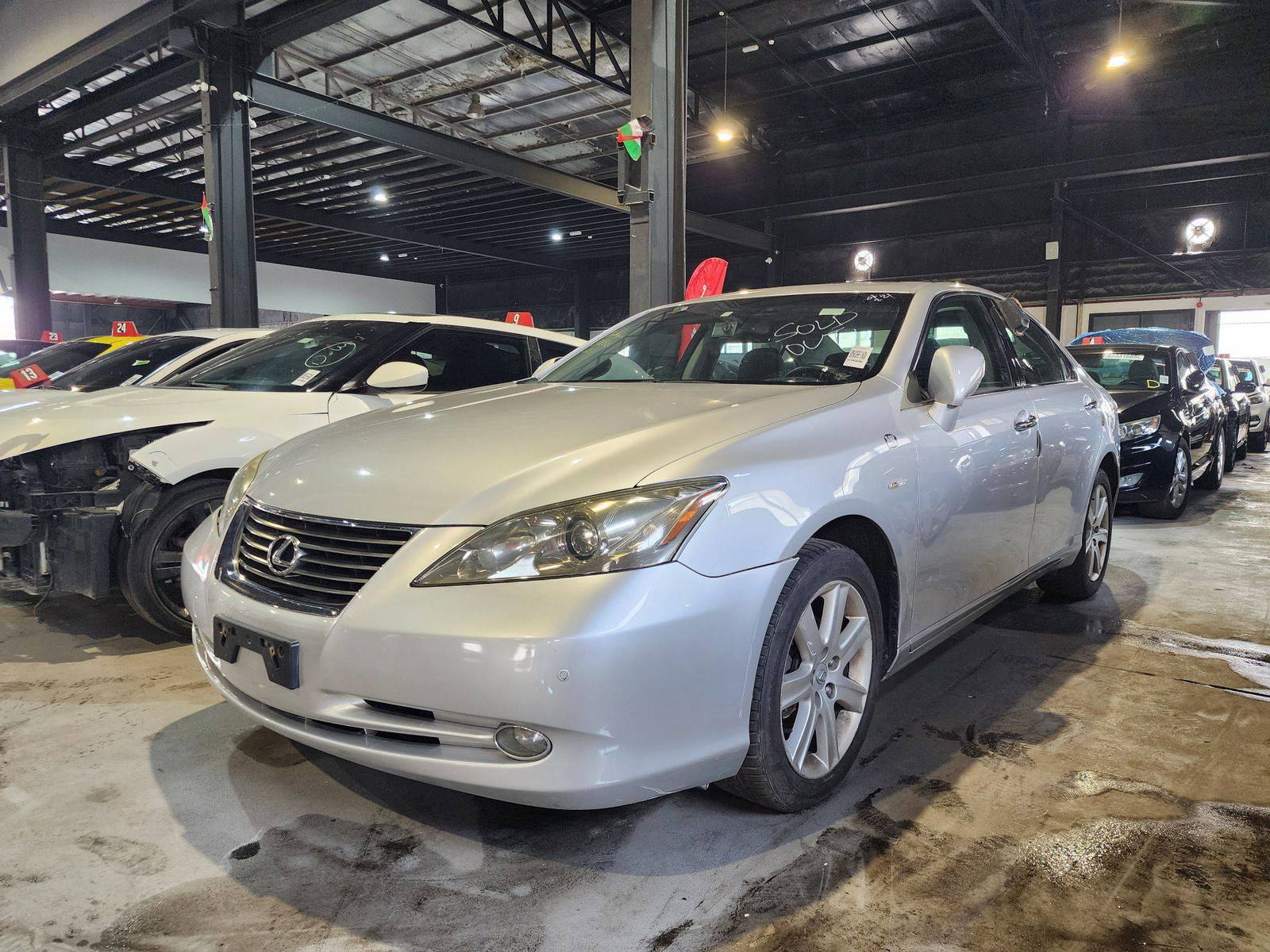 2007 LEXUS ES 350 — 165019 KM — Lot 044832 — Al Quoz - Marhaba Auctions Used Cars - Image 3