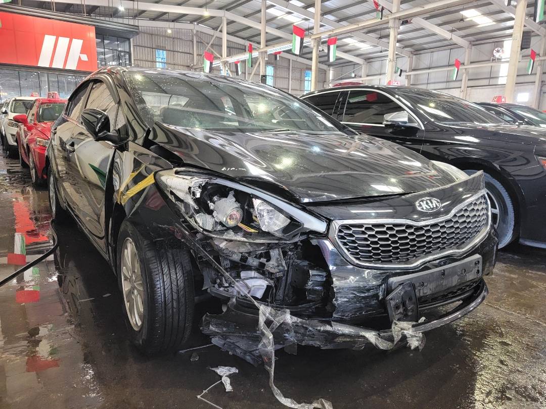 2015 KIA K3 — 115488 KM — Lot 929612 — Main - Marhaba Auctions Used Cars - Image 4