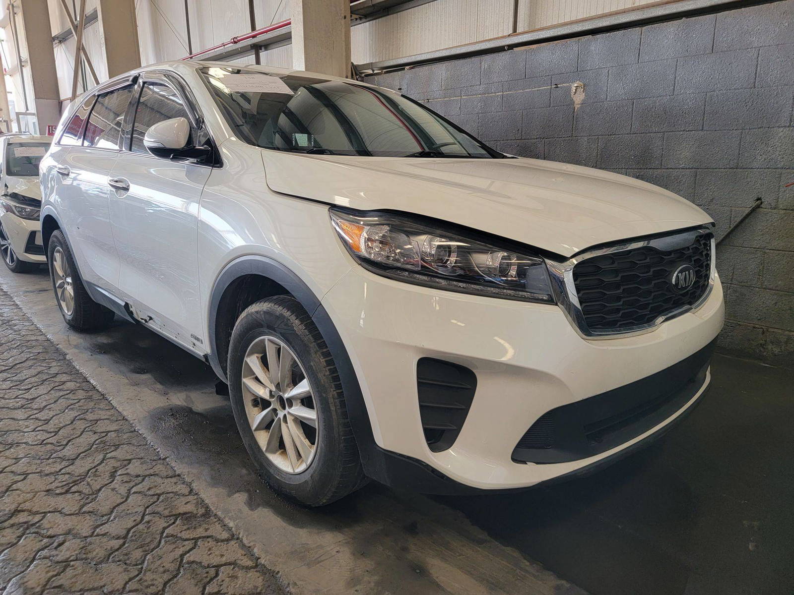 2019 KIA SORENTO — 180775 Miles — Lot 71036565 — Main - Marhaba Auctions Used Cars - Image 4