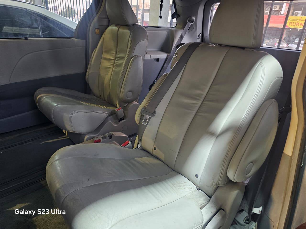 TOYOTA SIENNA 2011 - Marhaba Auction Used Cars - Image 10