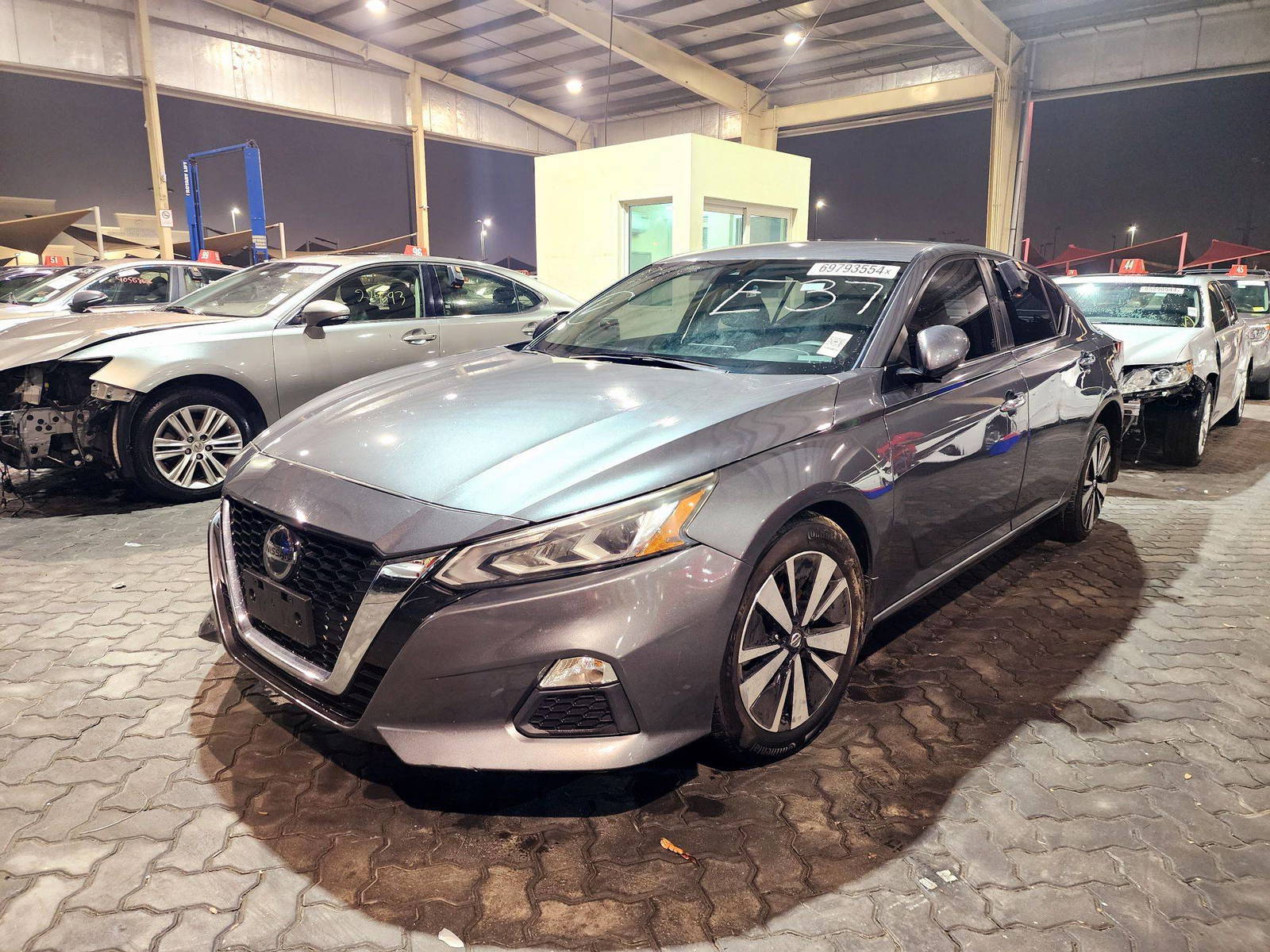 2022 NISSAN ALTIMA — 67733 Miles — Lot DV6NN412839 — Souq - Marhaba Auctions Used Cars - Image 5