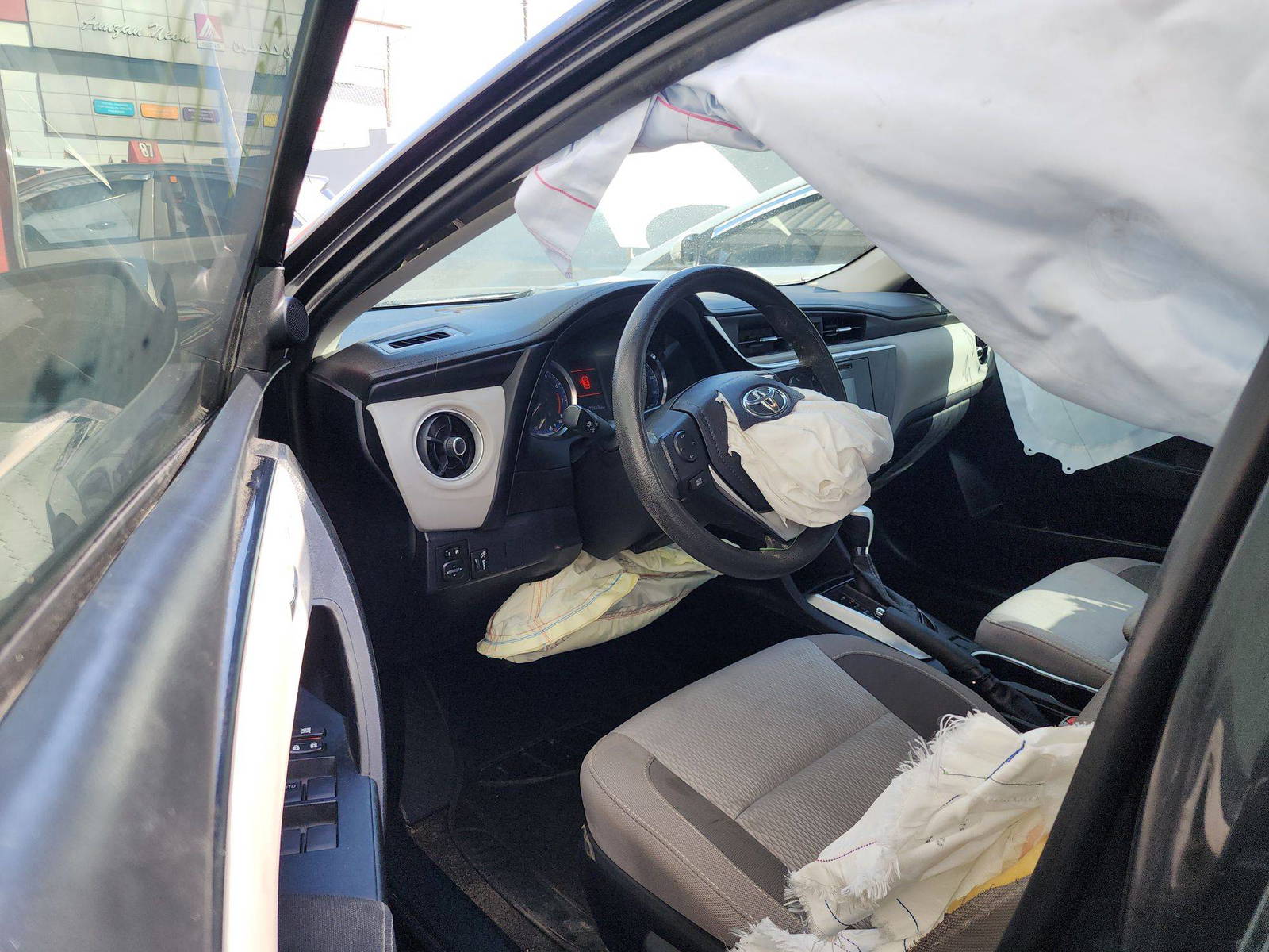 2019 TOYOTA COROLLA — 72418 Miles — Lot 40983639 — Main - Marhaba Auctions Used Cars - Image 9