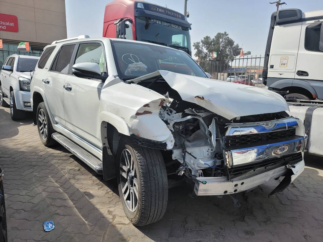 2018 TOYOTA 4RUNNER — 118493 Miles — Lot 5607861 — Main - Marhaba Auctions Used Cars - Image 4