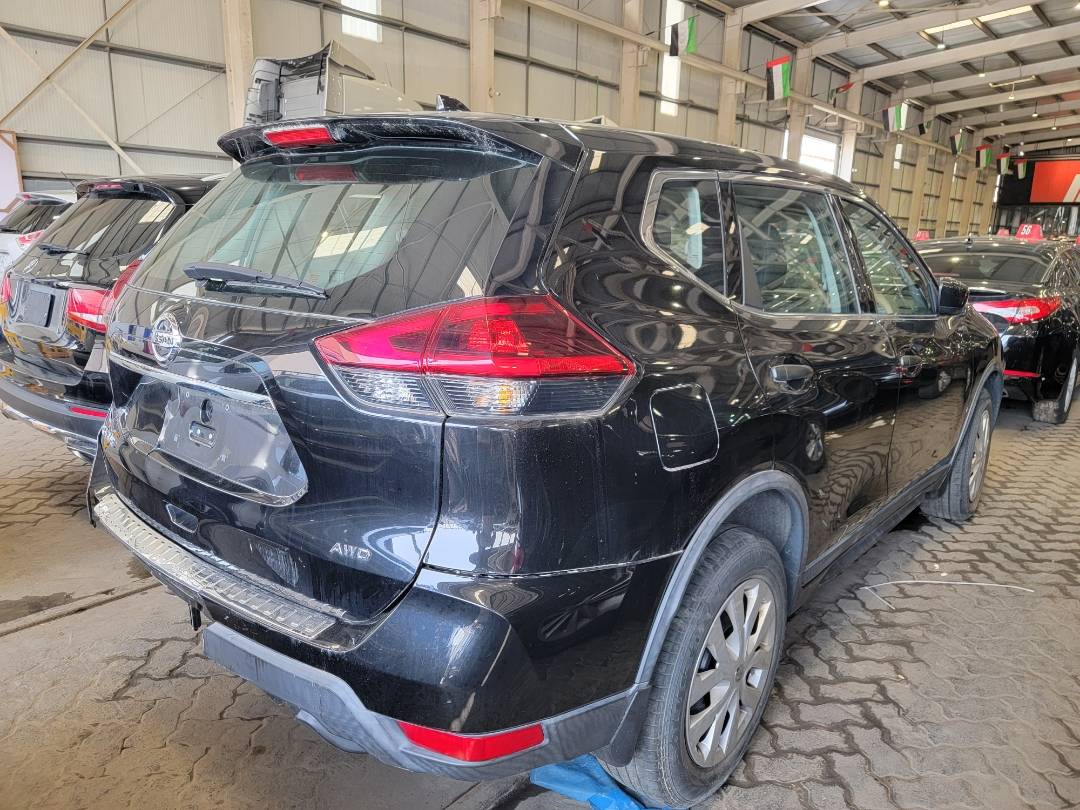 2018 NISSAN ROGUE — 41639 Miles — Lot JP555792 — Main - Marhaba Auctions Used Cars - Image 5