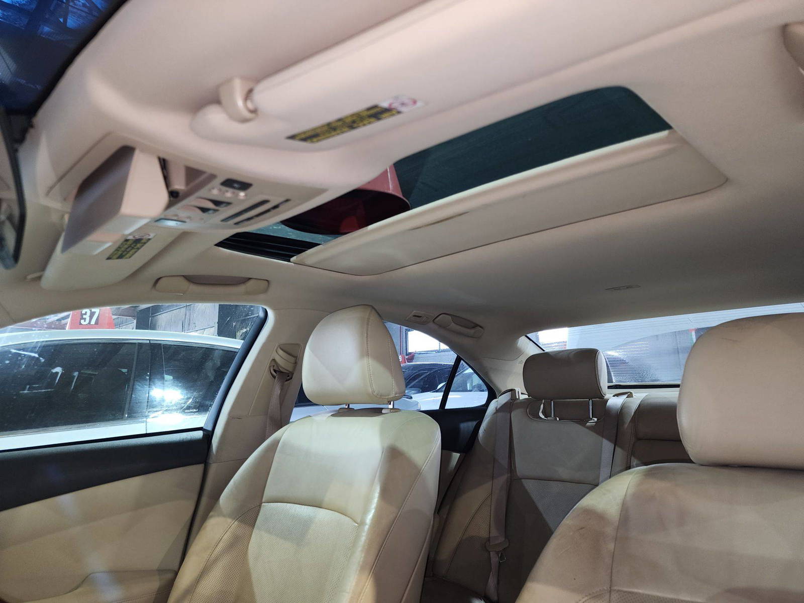 2009 LEXUS ES 350 — 172455 Miles — Lot 2310783 — Al Quoz - Marhaba Auctions Used Cars - Image 10