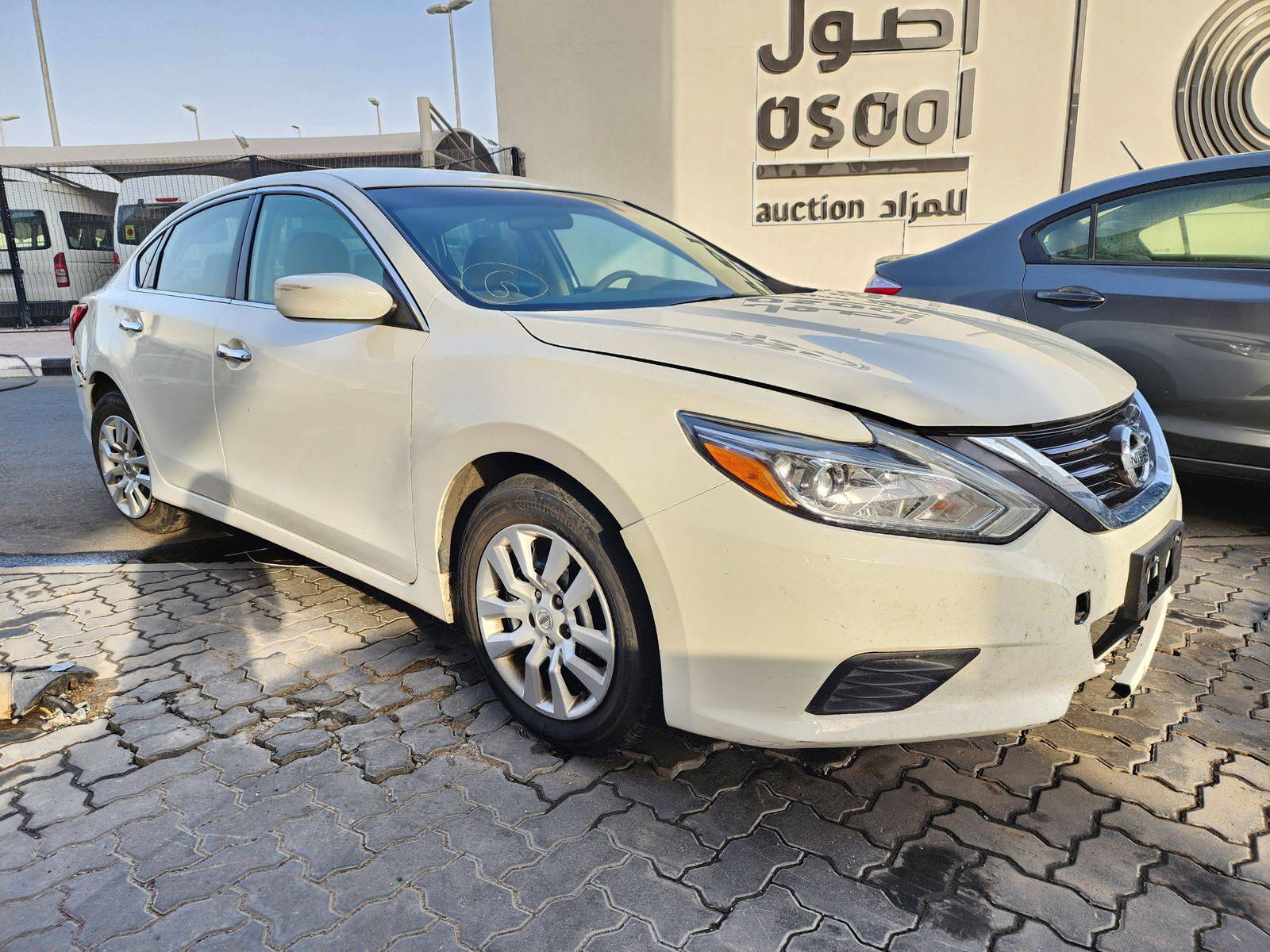 2016 NISSAN ALTIMA — 116610 Miles — Lot 8829 — Souq - Marhaba Auctions Used Cars - Image 4
