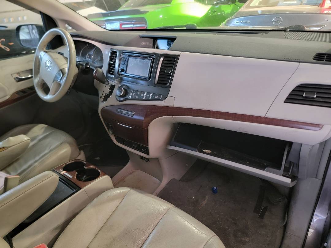 2012 TOYOTA SIENNA — 200115 Miles — Lot 67945213 - Marhaba Auctions Used Cars - Image 9