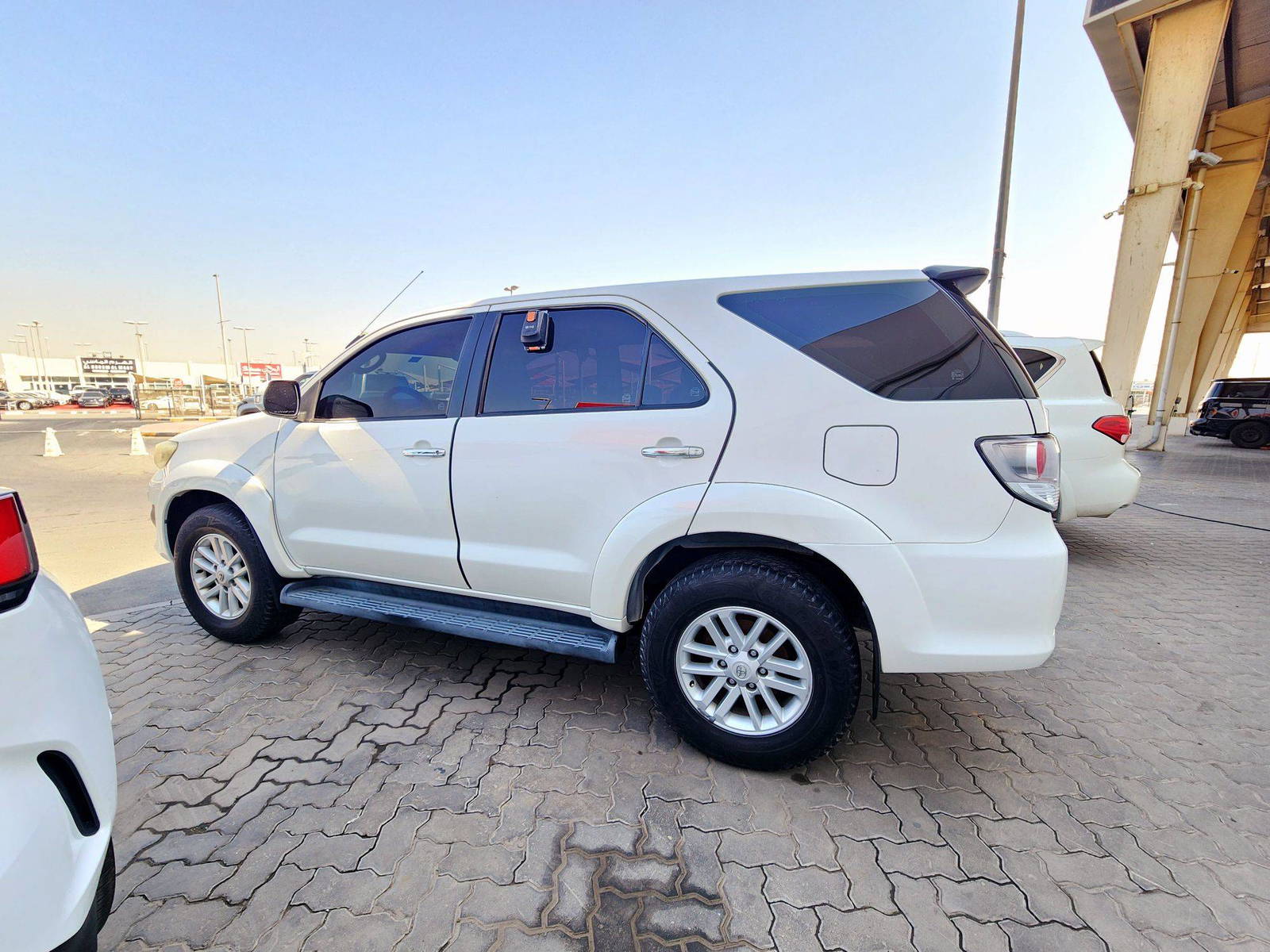 2015 TOYOTA FORTUNER — 109677 KM — Lot 3F8063992 — Souq - Marhaba Auctions Used Cars - Image 3