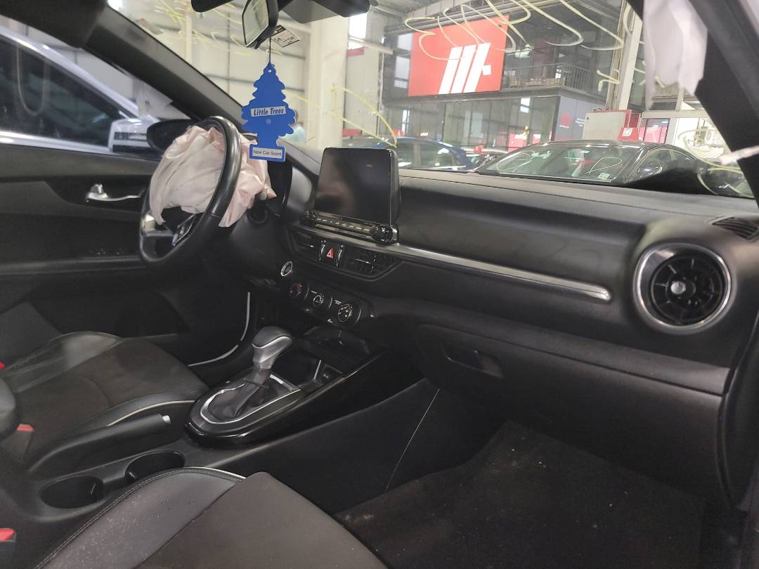 2021 KIA FORTE — 72299 Miles — Lot 38224003 - Marhaba Auctions Used Cars - Image 5