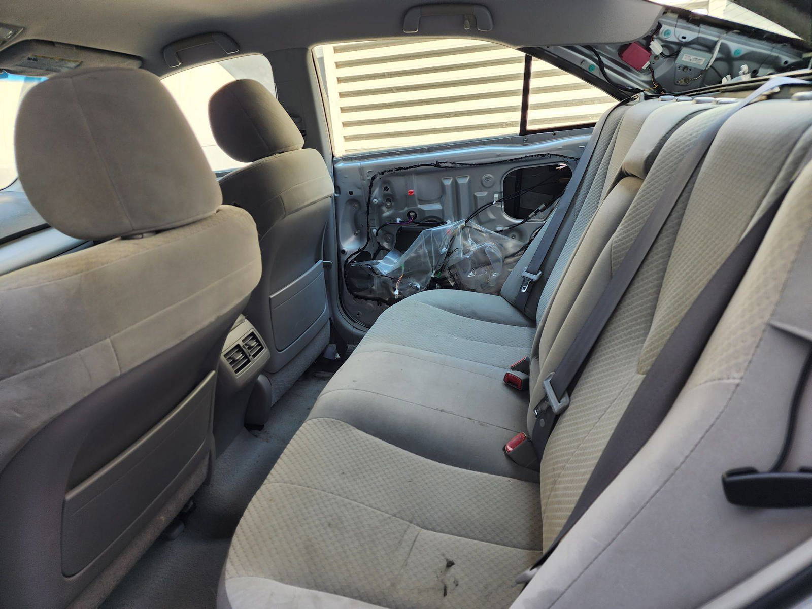 2009 TOYOTA CAMRY — 213944 Miles — Lot 39464075 — Al Quoz - Marhaba Auctions Used Cars - Image 6