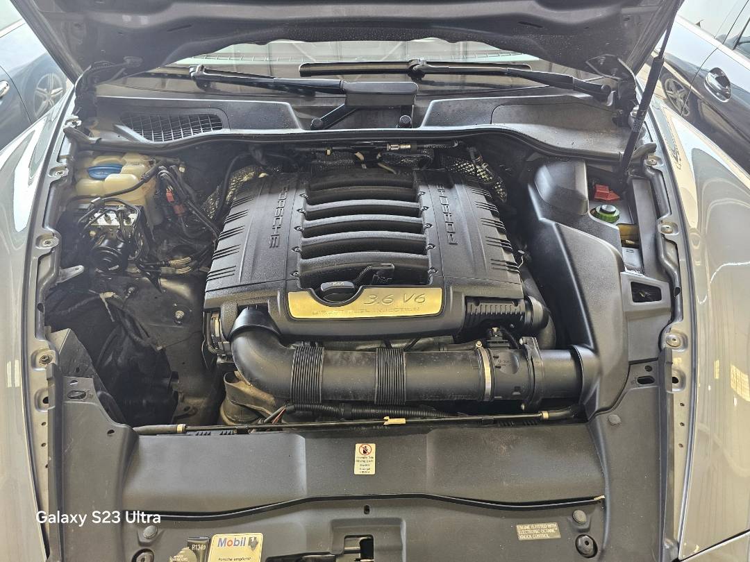 2011 PORSCHE Cayenne — 126904 Miles — Lot LA04765 — Main - Marhaba Auctions Used Cars - Image 12