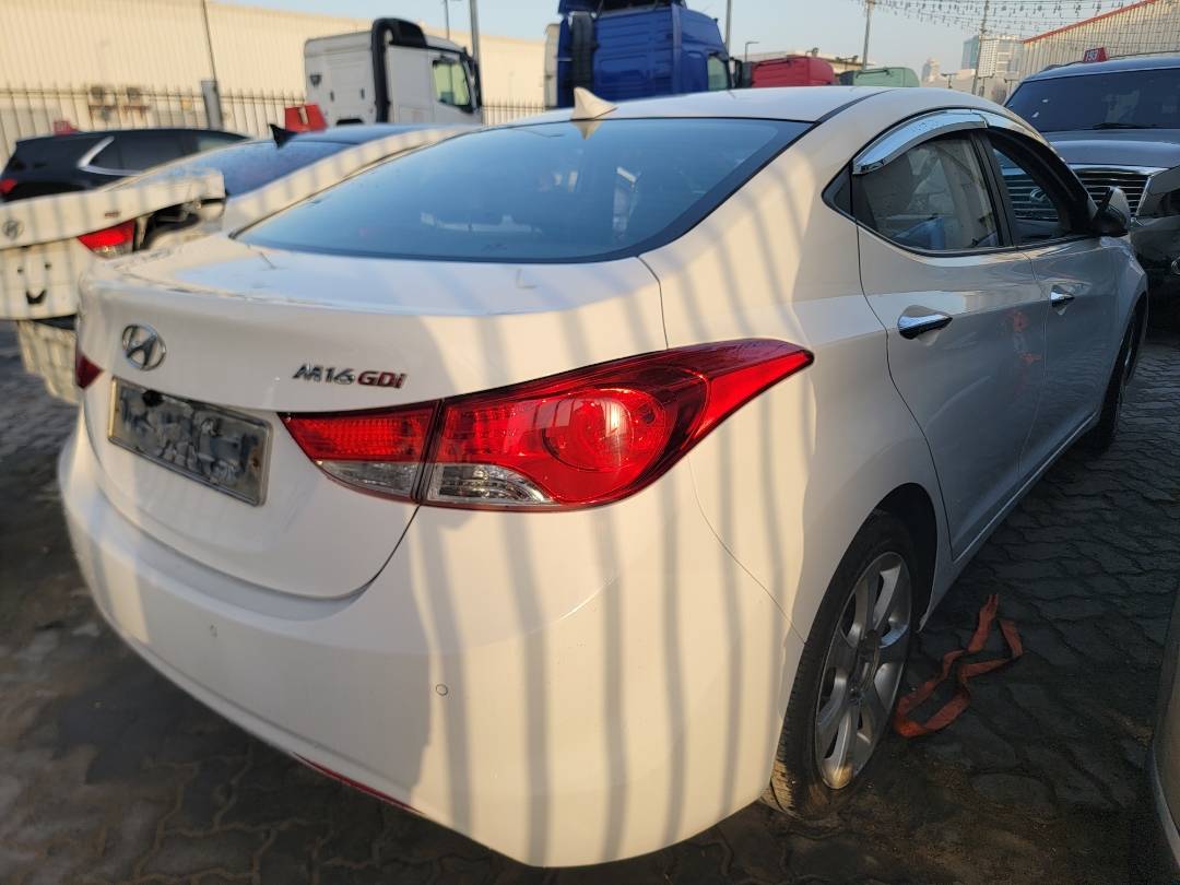 2012 HYUNDAI AVANTE — 243118 KM — Lot 406046 — Main - Marhaba Auctions Used Cars - Image 4