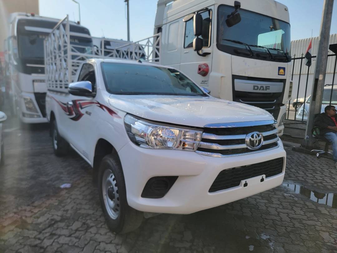 2023 TOYOTA HILUX — 94130 KM — Lot 1856894 — Main - Marhaba Auctions Used Cars - Image 5