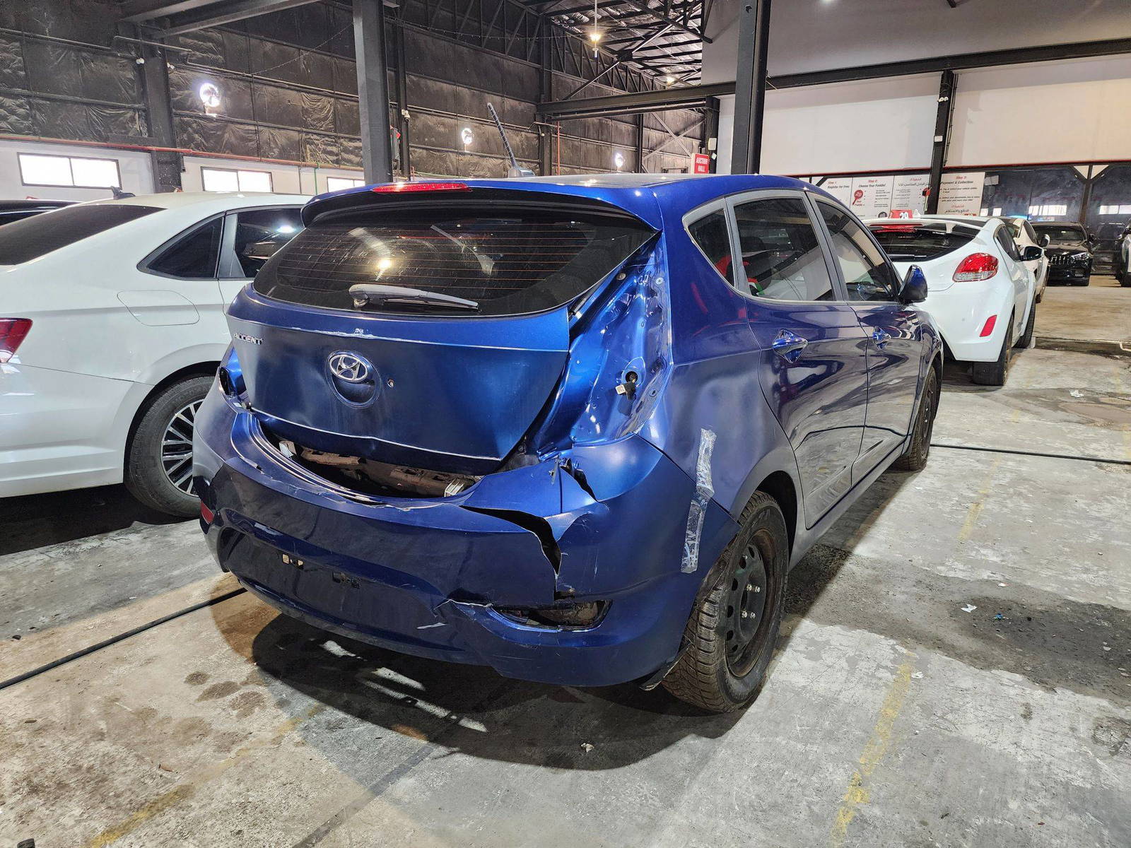 2015 HYUNDAI ACCENT — 138777 KM — Lot U202305 — Al Quoz - Marhaba Auctions Used Cars - Image 4