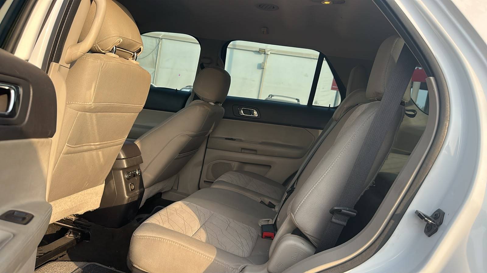 2015 FORD EXPLORER — 253917 KM — Lot GB54160 — Souq - Marhaba Auctions Used Cars - Image 6