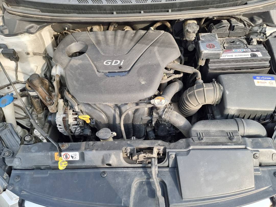 2013 HYUNDAI AVANTE — 246968 KM — Lot 125478 — Souq - Marhaba Auctions Used Cars - Image 11