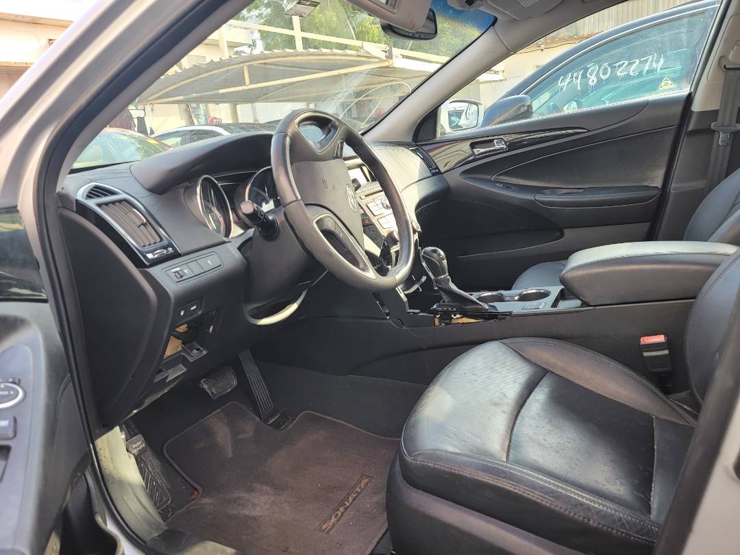2011 HYUNDAI SONATA — 21652 Miles — Lot 79470643 — Ind. 12 - Marhaba Auctions Used Cars - Image 8