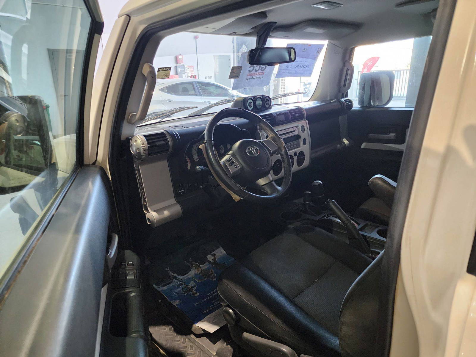 2009 TOYOTA FJ CRUISER — 517389 KM — Lot 39K063077 — Main - Marhaba Auctions Used Cars - Image 11