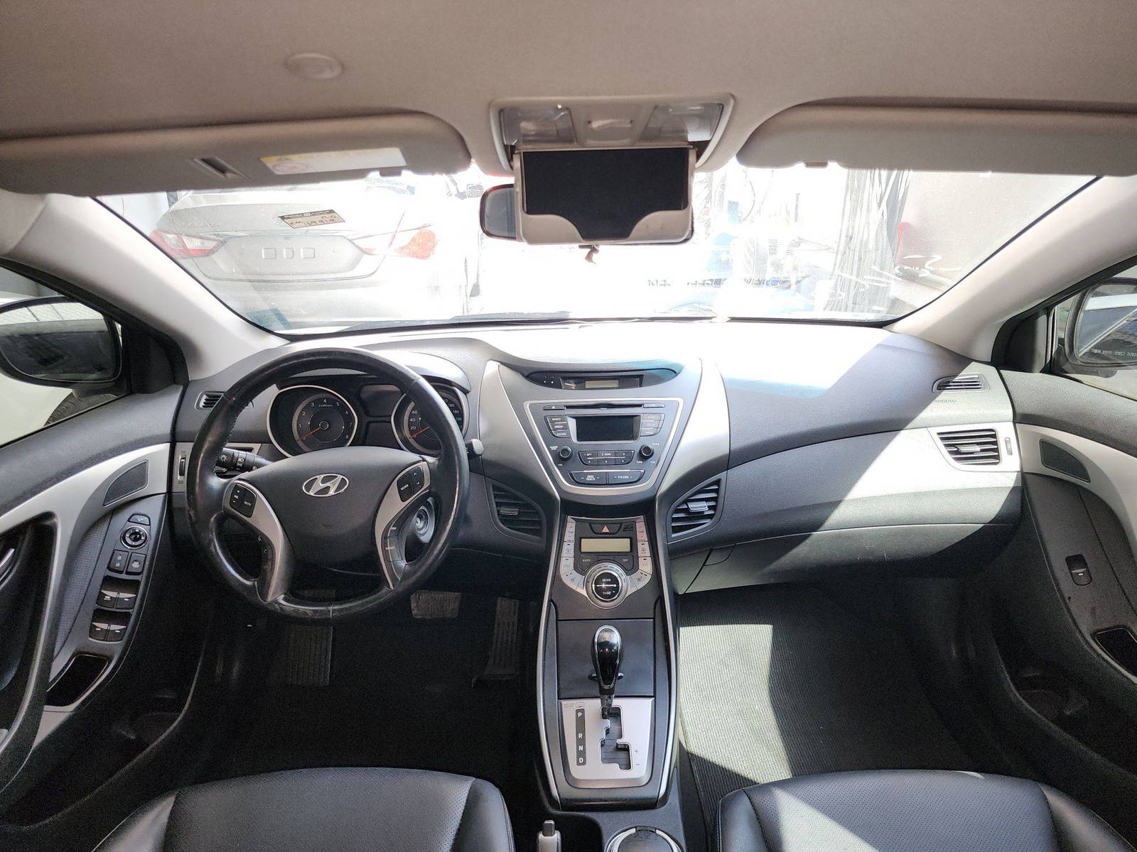 2014 HYUNDAI AVANTE — 169919 KM — Lot 921576 — Al Quoz - Marhaba Auctions Used Cars - Image 4
