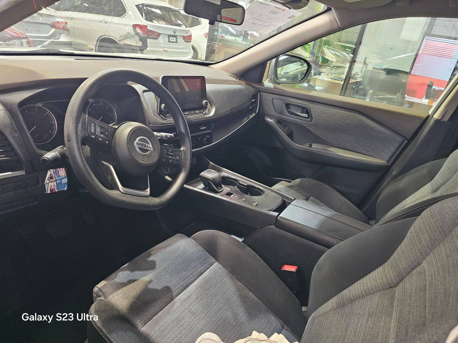 NISSAN ROGUE 2021 - Marhaba Auction Used Cars - Image 8