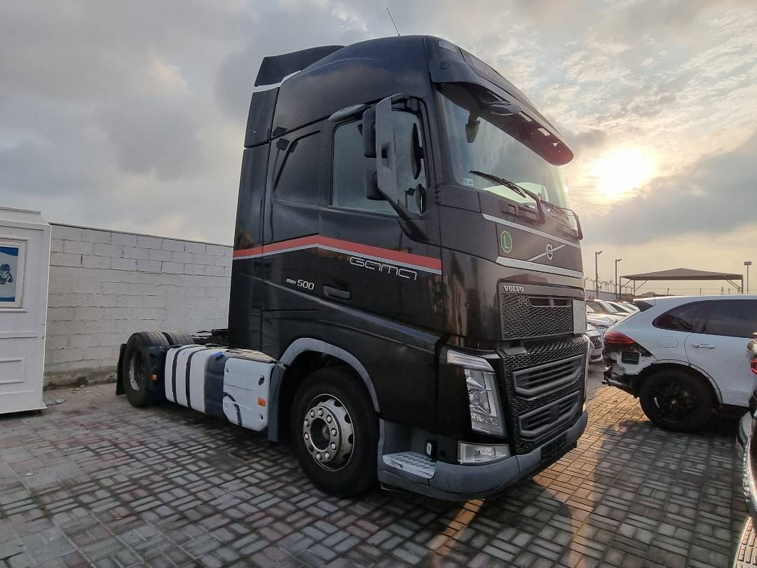 2017 VOLVO FH-Series — 990312 KM — Lot B811772 — Ind. 12 - Marhaba Auctions Used Cars - Image 3
