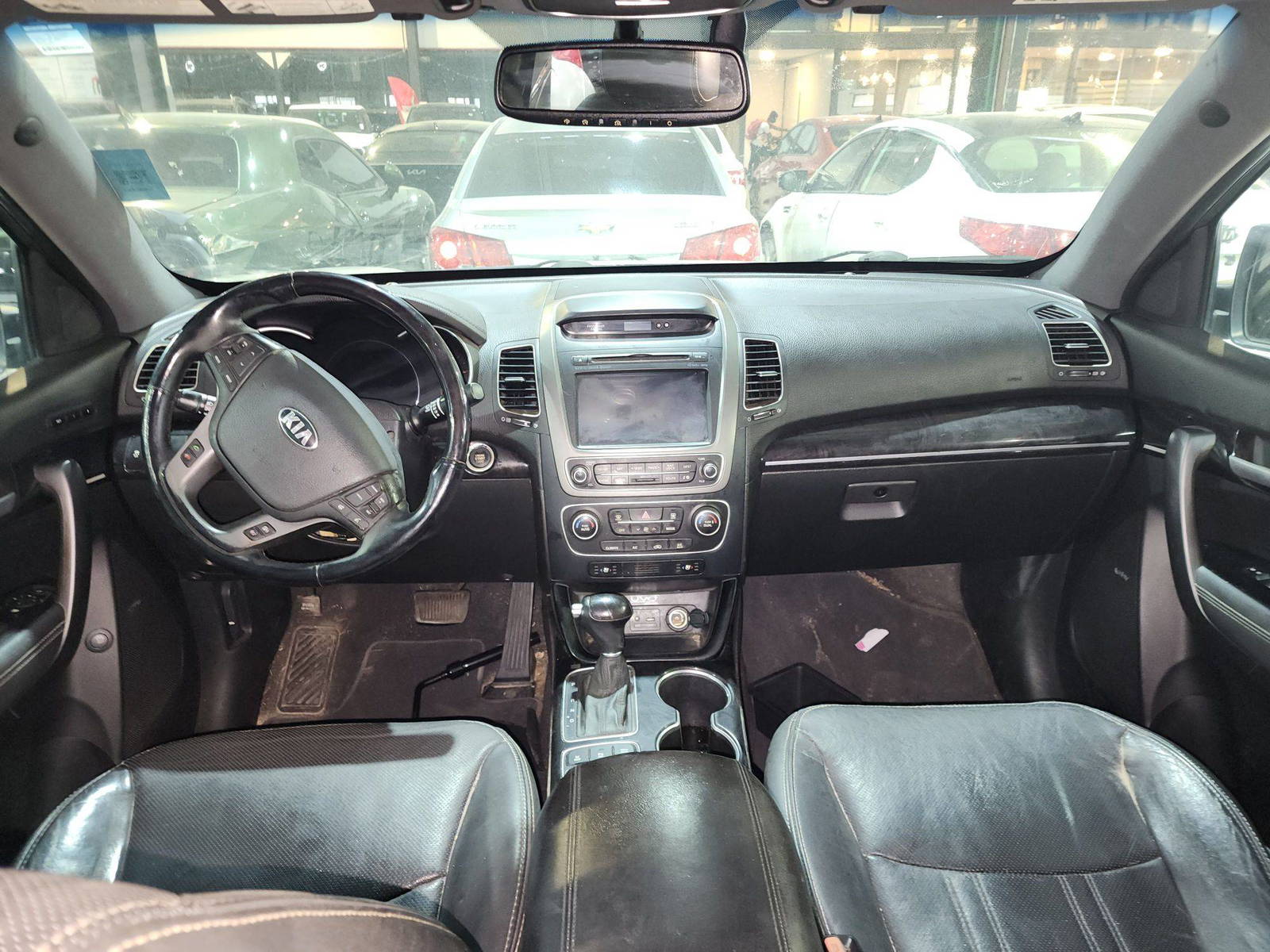 2015 KIA SORENTO — Lot 355741 — Souq - Marhaba Auctions Used Cars - Image 8