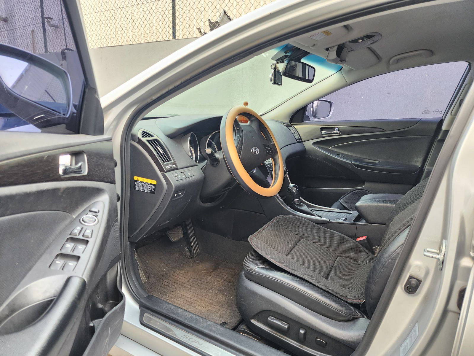 2012 HYUNDAI SONATA — 161823 KM — Lot 348304 — Main - Marhaba Auctions Used Cars - Image 9