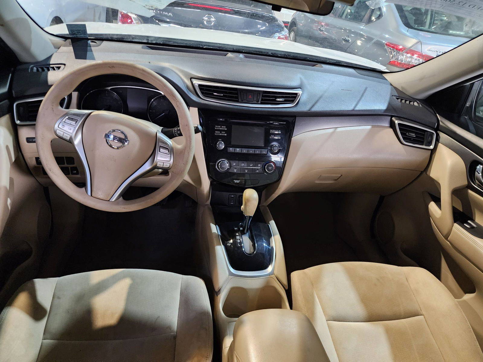 2015 NISSAN ROGUE — 104612 Miles — Lot 583191 — Al Quoz - Marhaba Auctions Used Cars - Image 8