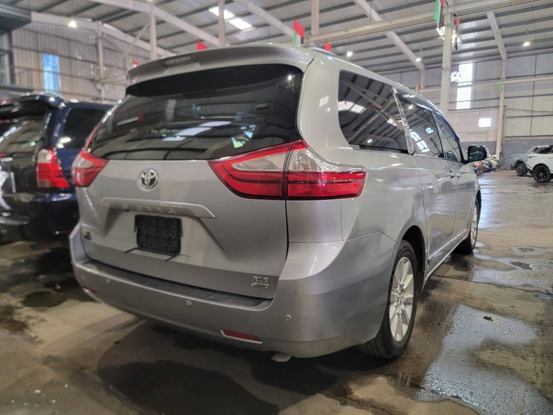 2015 TOYOTA SIENNA — 160292 Miles — Lot 37041430 — Main - Marhaba Auctions Used Cars - Image 4