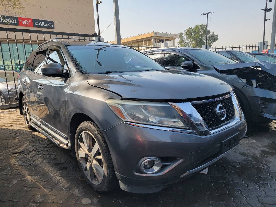 2015 NISSAN PATHFINDER — 218883 Miles — Lot 1035192 — Souq - Marhaba Auctions Used Cars - Image 4