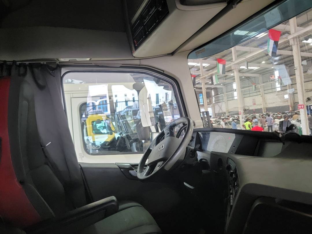 2015 VOLVO FH-Series — 1091793 KM — Lot 734513 - Marhaba Auctions Used Cars - Image 14