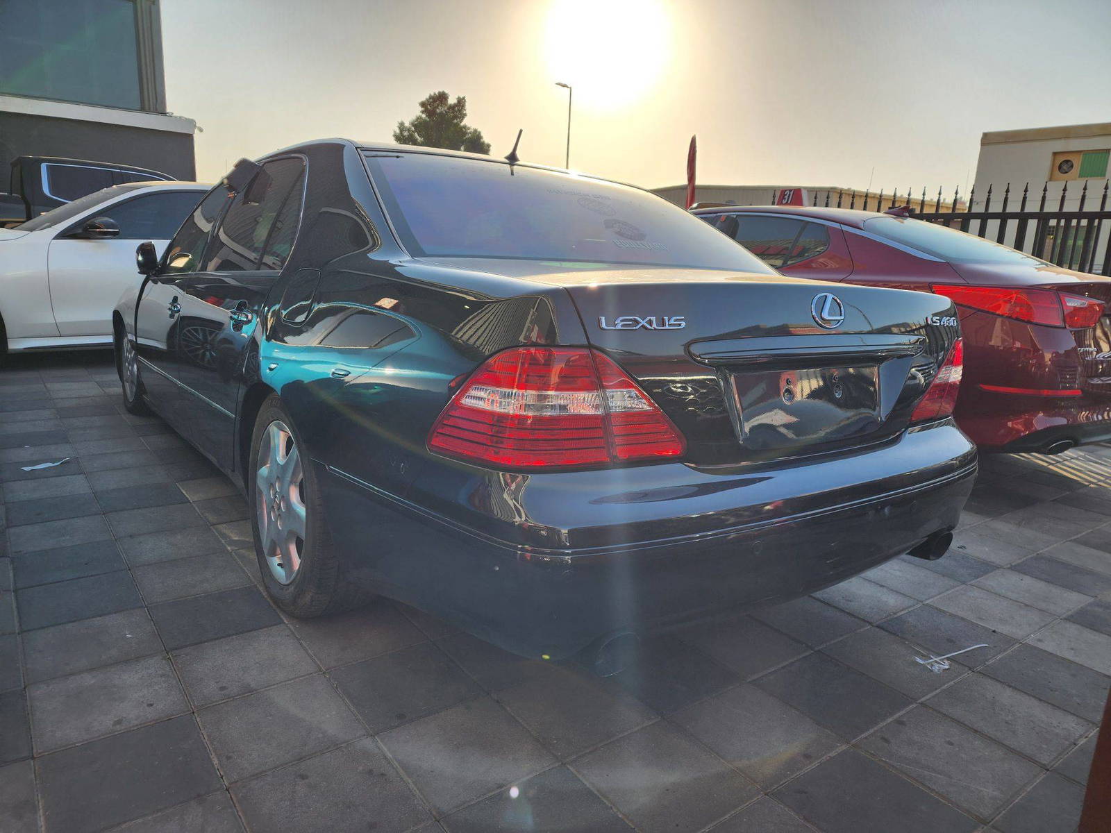 2004 LEXUS LS 430 — 194367 Miles — Lot 39792945 — Souq - Marhaba Auctions Used Cars - Image 4