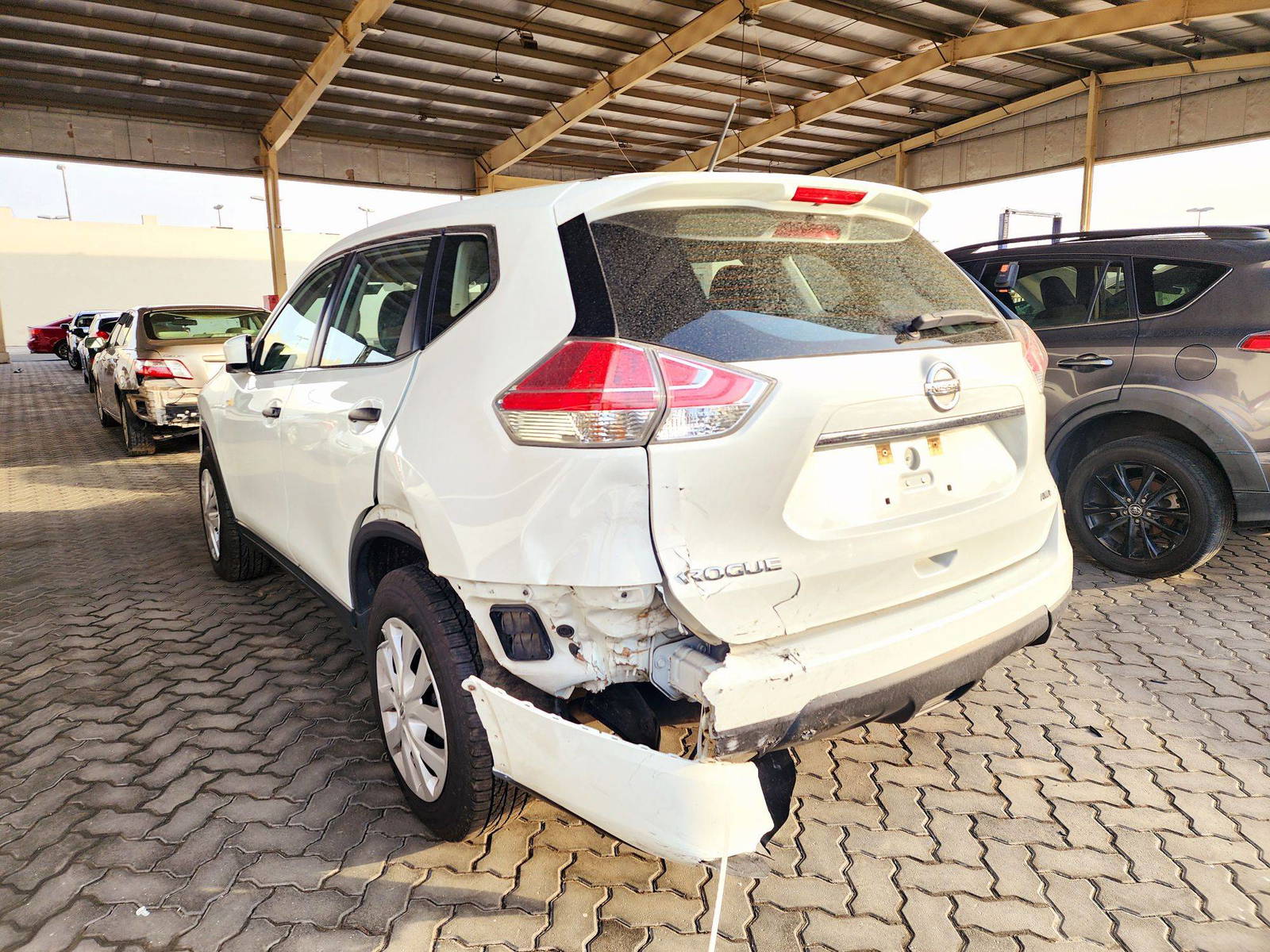 2016 NISSAN ROGUE — 105962 Miles — Lot 80540264 — Souq - Marhaba Auctions Used Cars - Image 3