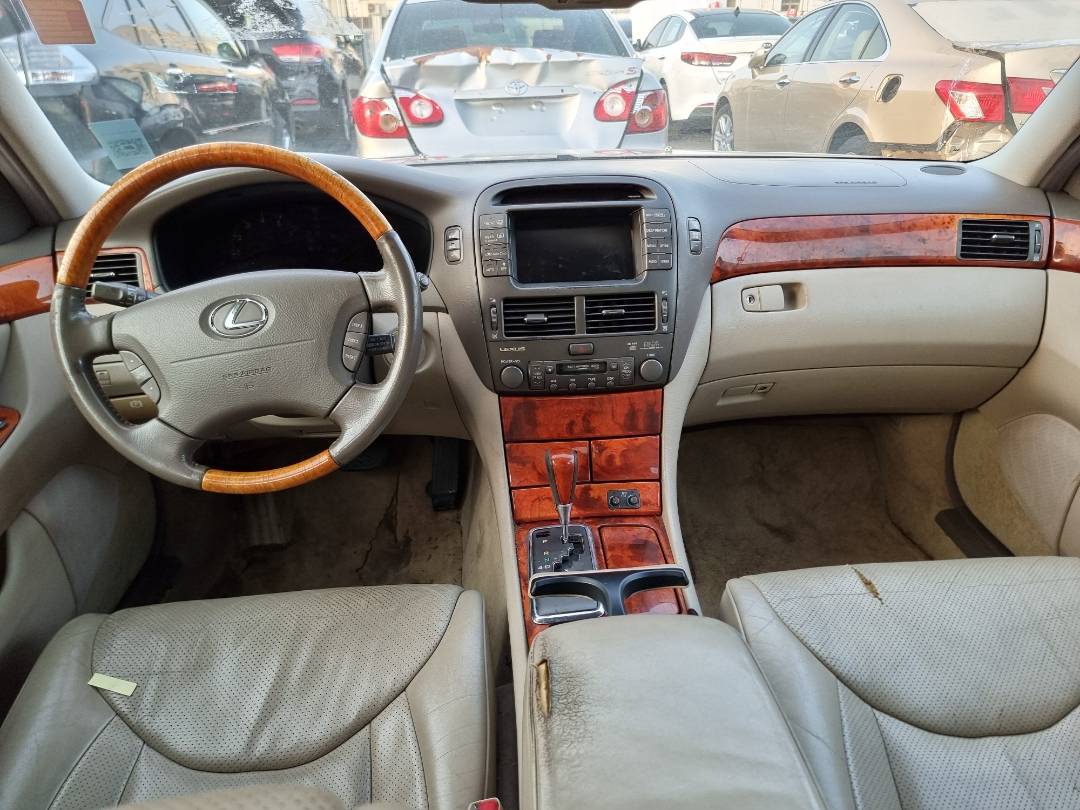 2003 LEXUS LS 430 — 201608 Miles — Lot 125487 — Ind. 12 - Marhaba Auctions Used Cars - Image 7