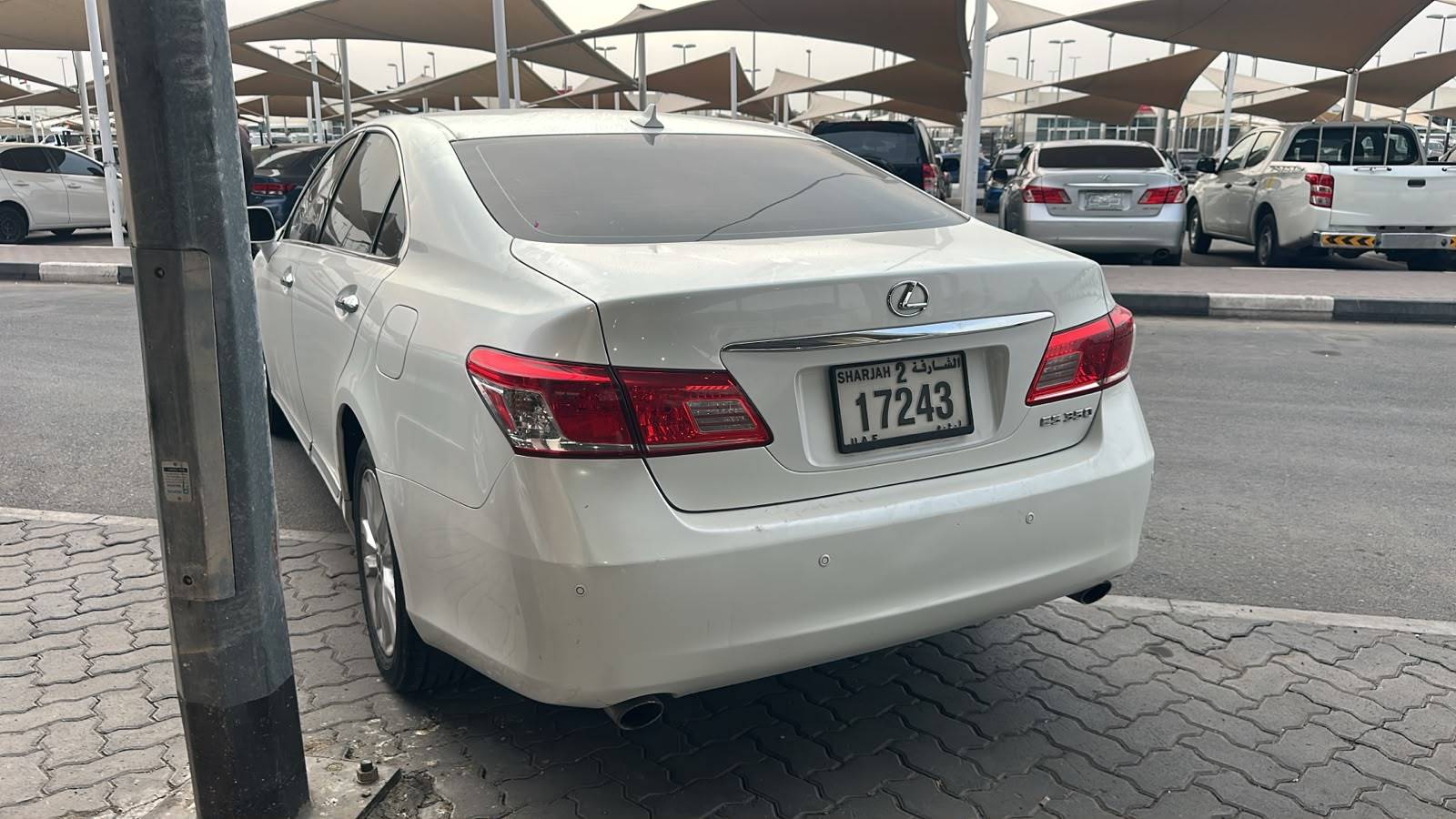 2012 LEXUS ES 350 — 239198 Miles — Lot 6C2511752 — Souq - Marhaba Auctions Used Cars - Image 4