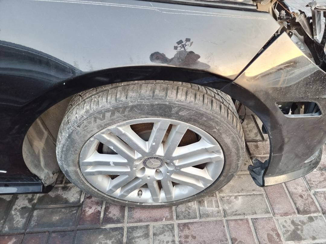 MERCEDES BENZ E 350 2011 - Marhaba Auction Used Cars - Image 6