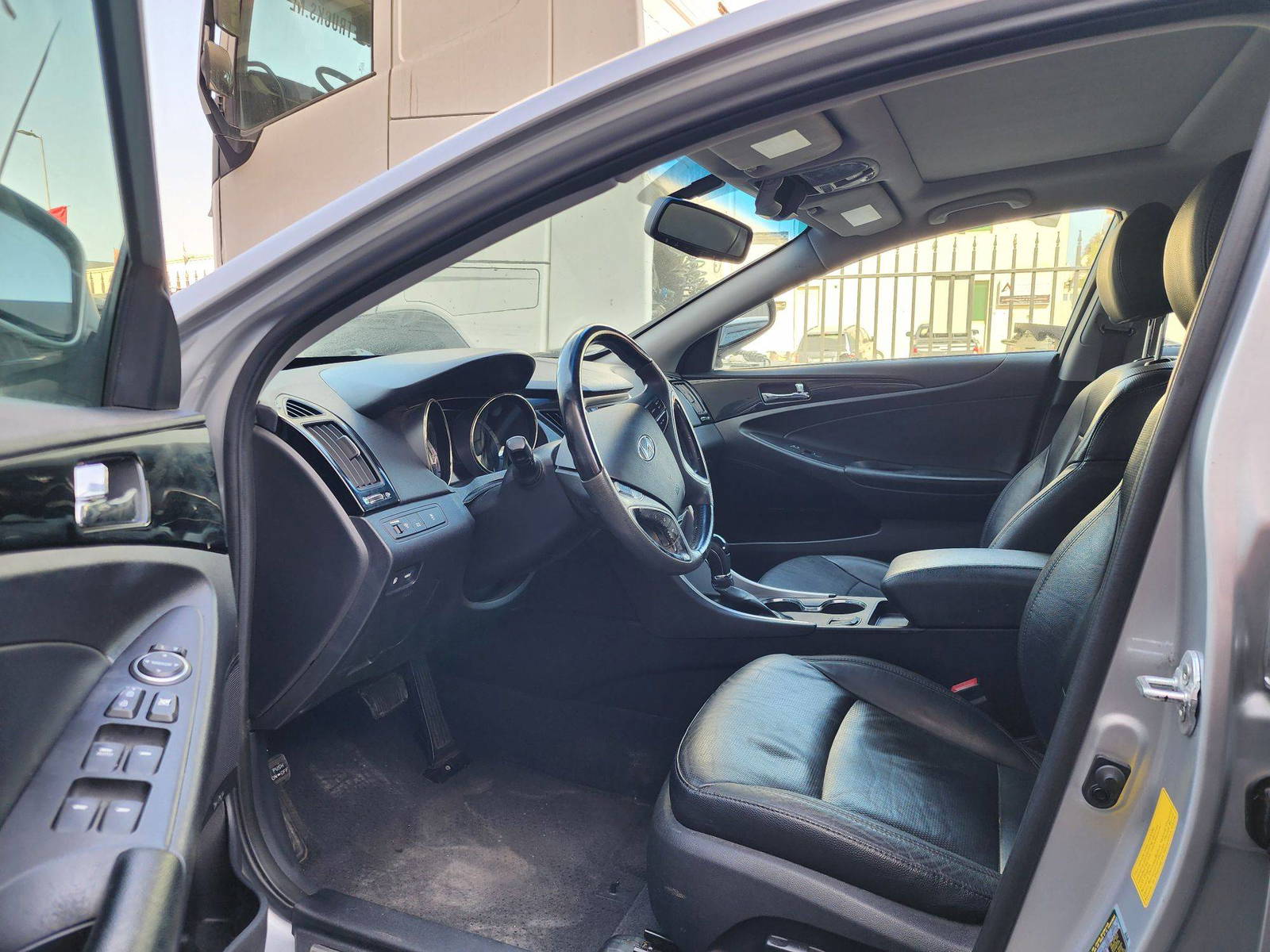 2013 HYUNDAI SONATA — 177020 Miles — Lot 84529244 — Al Quoz - Marhaba Auctions Used Cars - Image 9
