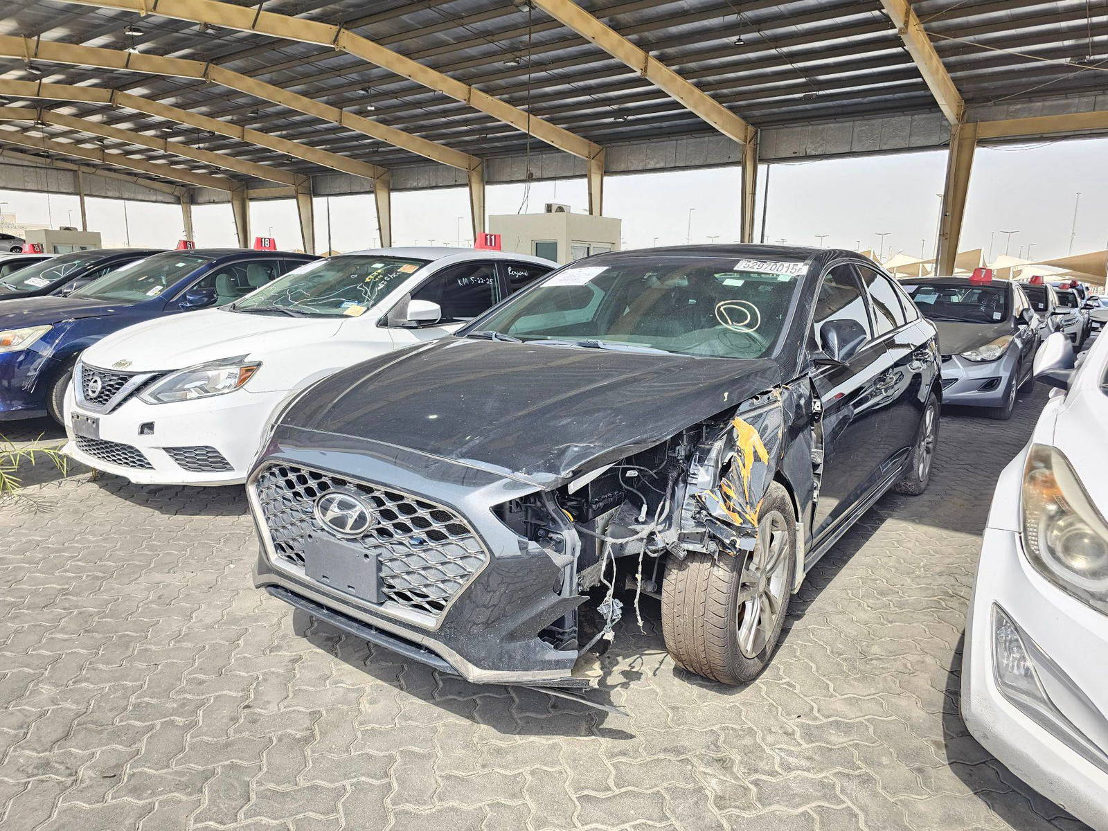 2018 HYUNDAI SONATA — 123512 Miles — Lot F4JH715133 — Souq - Marhaba Auctions Used Cars - Image 5