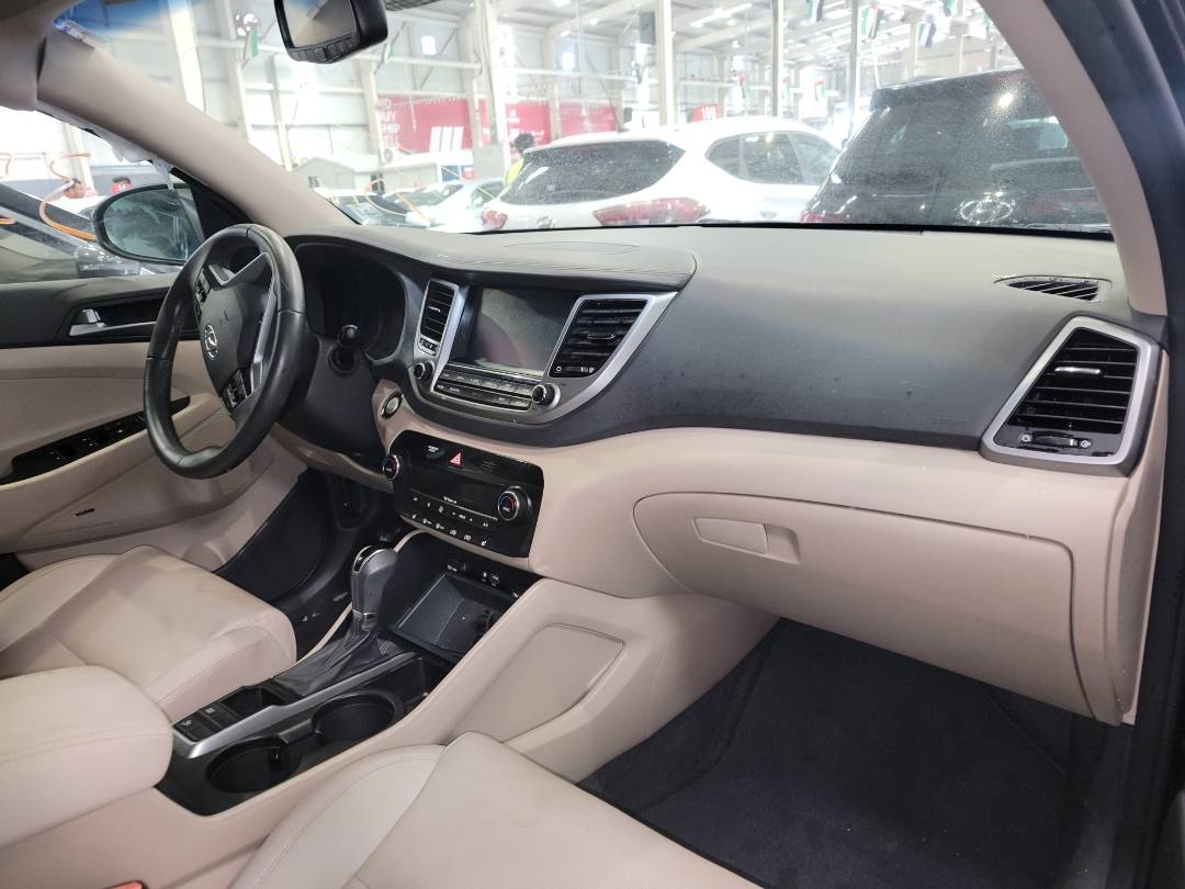 2017 HYUNDAI TUCSON — 35768 Miles — Lot 458748 - Marhaba Auctions Used Cars - Image 5