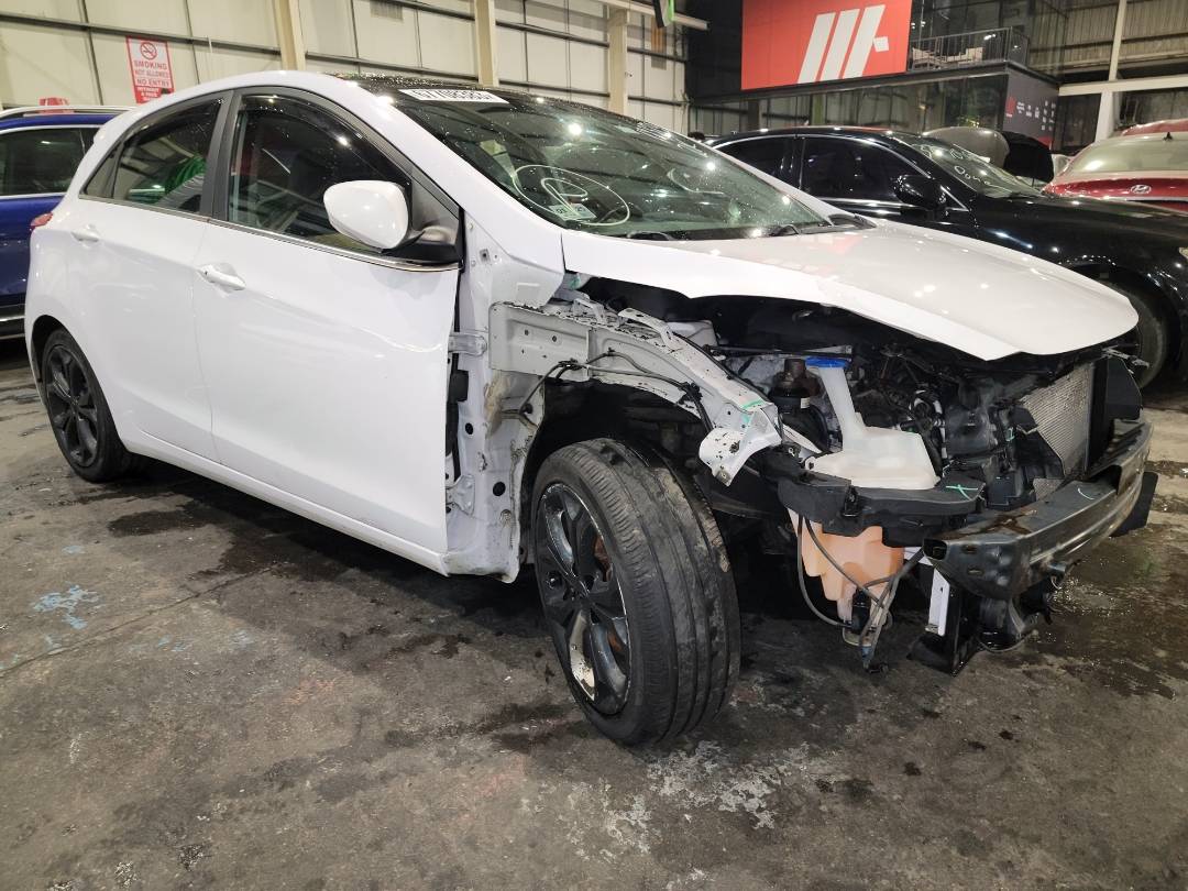 2014 HYUNDAI ELANTRA — 140295 Miles — Lot 67708383 - Marhaba Auctions Used Cars - Image 5