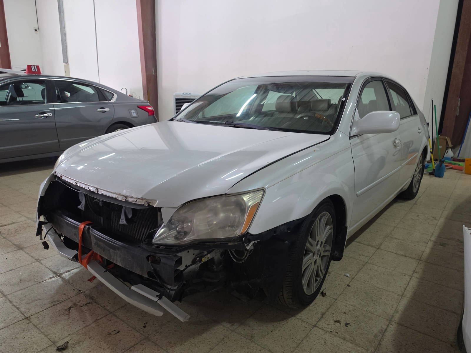 2007 TOYOTA AVALON — 194045 Miles — Lot 44235134 - Marhaba Auctions Used Cars - Image 2